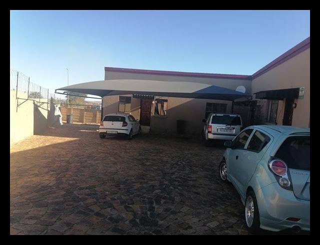 2 BEDROOM PROPERTY TO RENT IN ZAKARIYYA PARK